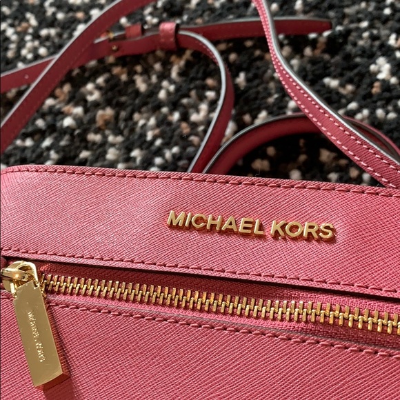 Michael Kors Small satchel Crossbody - Picture 2 of 3